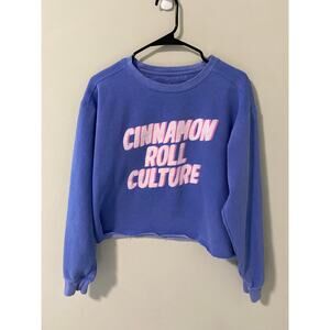 Cinnamon Roll Culture TPUSA Politics Graphic Crew Neck Sweater Size Medium